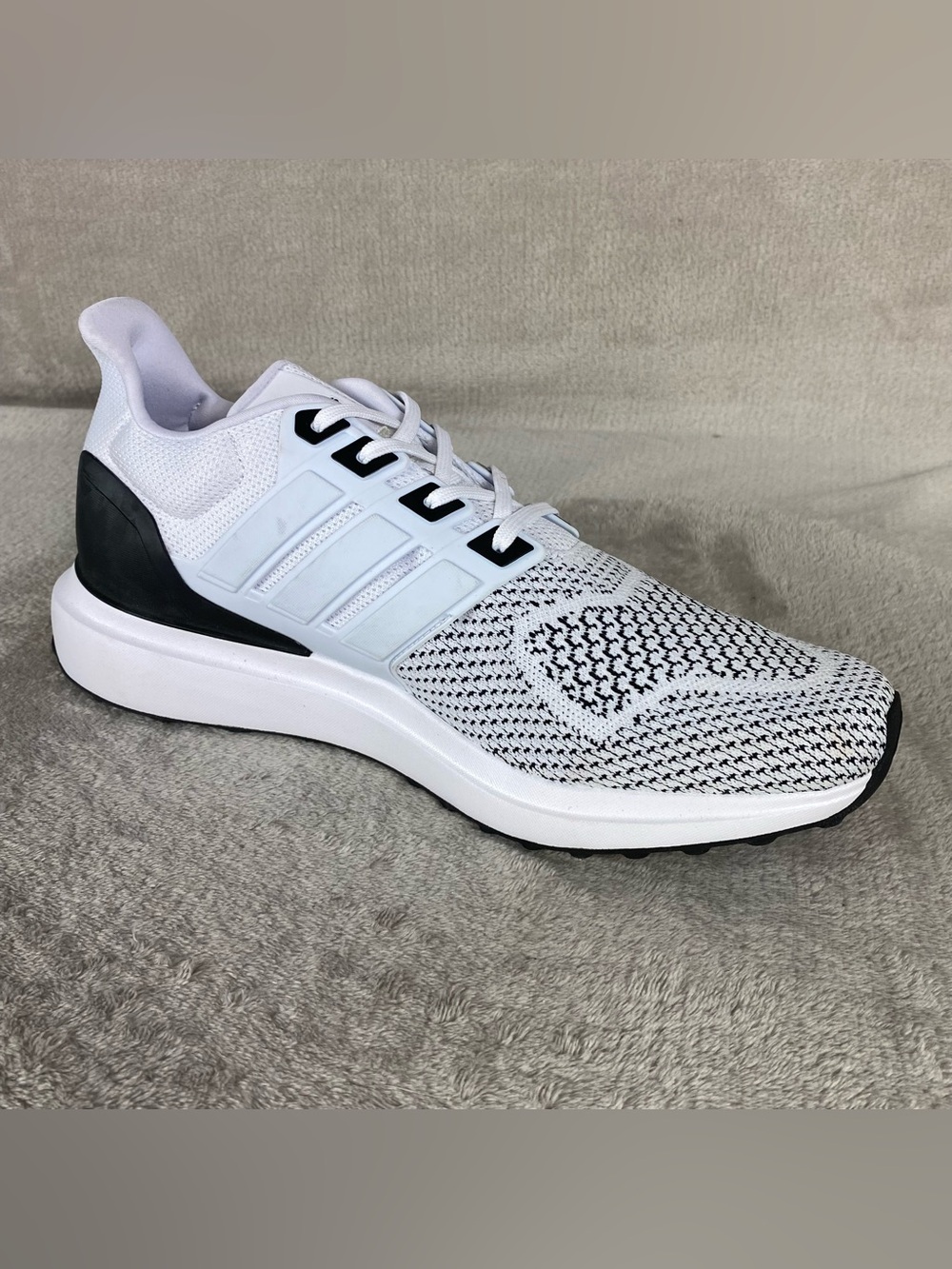adidas Ultradream DNA IH7549 Mens Size 11.5 Black White Knit Running Shoes NEW - Picture 6 of 10
